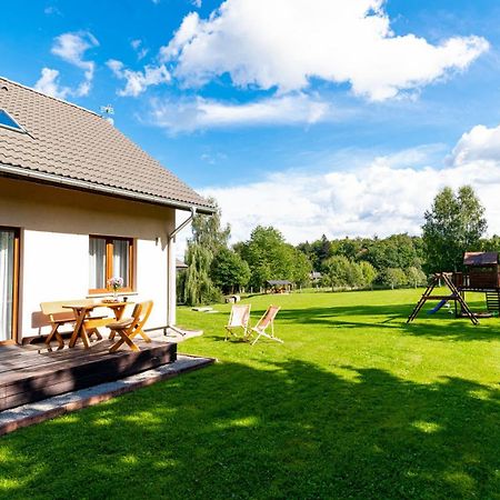 Apartamenty Czerwony Dworek - Duzy Teren Zielony, Plac Zabaw, Miejsce Na Grilla I Staw Z Mozliwoscia Wedkowania, Boisko Mysłakowice Kültér fotó